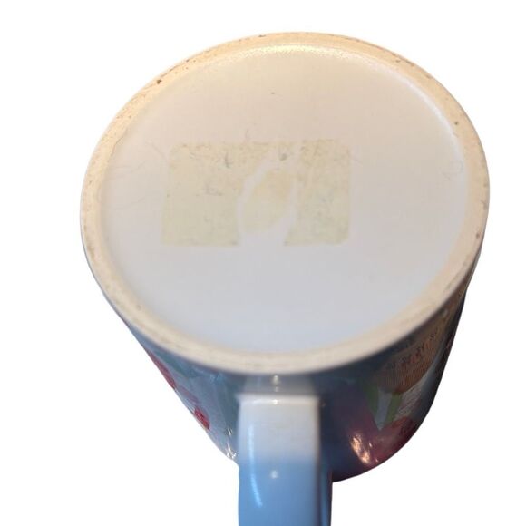 Dunkin’ Donuts Holiday 2019 Limited Edition Coffee Mug Ceramic 12oz Cup White or - Picture 7 of 7